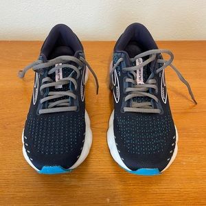Women’s Brooks Glycerin 20 Size 9 Barely Used Blue & Light Purple